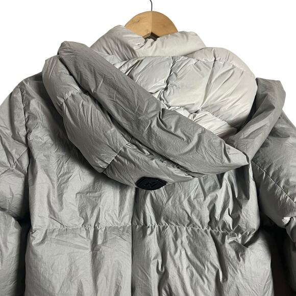 Mackage Freya Gray Hooded Down Puffer Jacket Coat Size Small - Picture 9 of 15